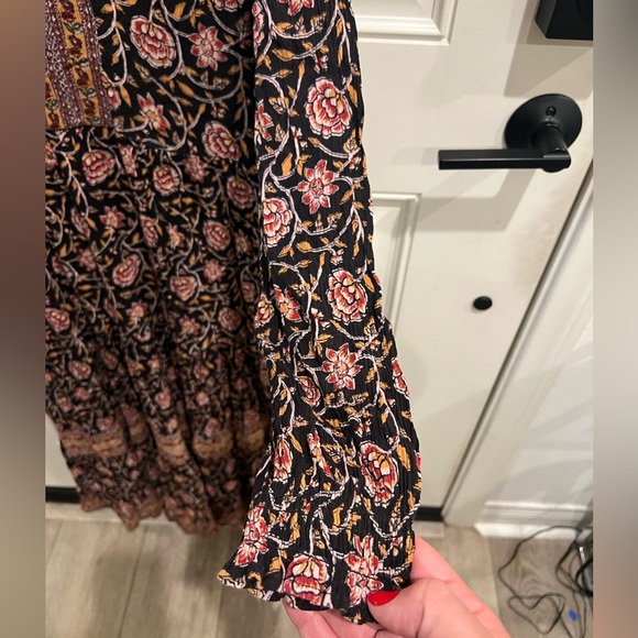 Knox Rose Medium Brown and Orange Tiered Sundress with Bishop Sleeves - Picture 5 of 11